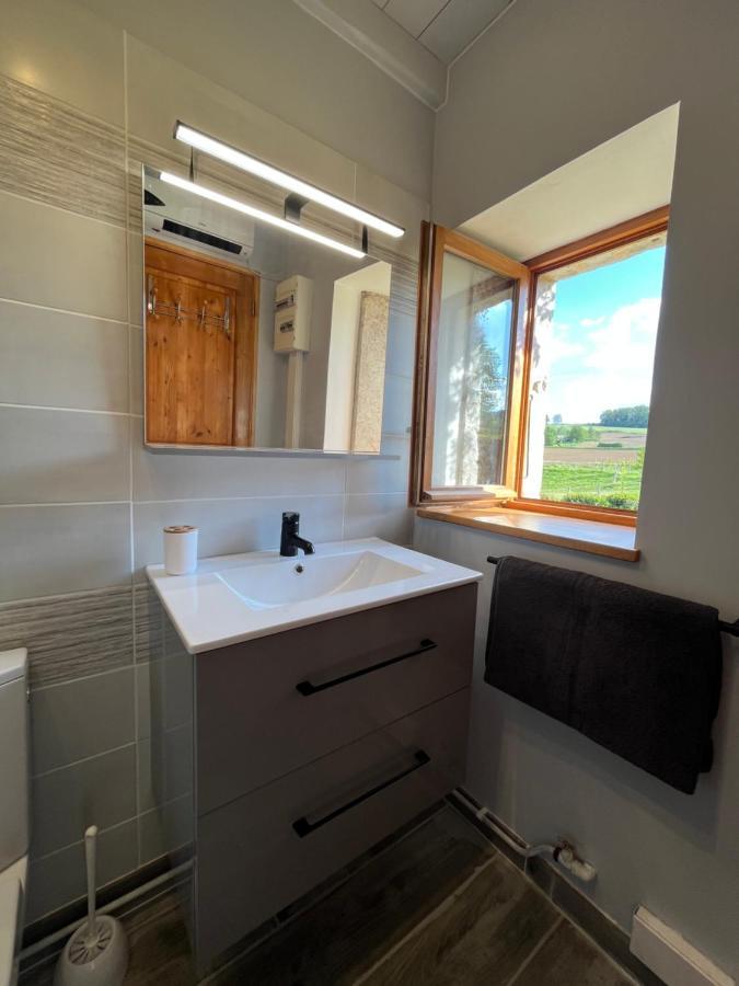 La Maison Des Commis Morestel Екстериор снимка